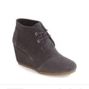 Toms Chocolate Brown wedge booties